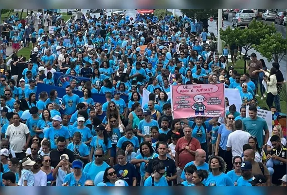 Com o tema “Inclusão não abro mão”, corrida reuniu cerca de 3 mil pessoas na Praia de Camburi