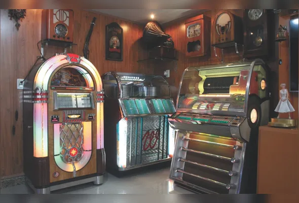 Imagem ilustrativa da imagem "Cine Milton": museu do cinema criado por morador de Cariacica abre visitação