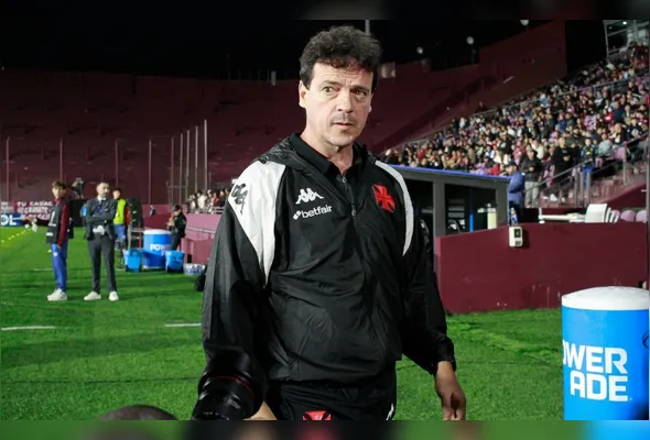Fernando Diniz dirigiu o Vasco neste ano
