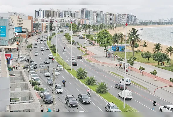 Debate reacende na Câmara de Vitória sobre possível mudança do nome da avenida Dante Michelini; lei exige apoio de 60% dos moradores e audiência pública está marcada para o dia 26
