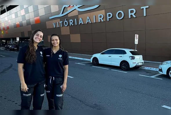 Clara Tomaz e Amanda de Souza, do Álvares Cabral, embarcaram na última segunda-feira para Porto Alegre
