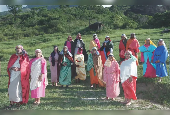 “Vida e Paixão de Cristo” (foto) é o nome do espetáculo que será apresentado também na sexta (03), às 19h30, na subida do Mestre Álvaro, em Vista da Serra I.