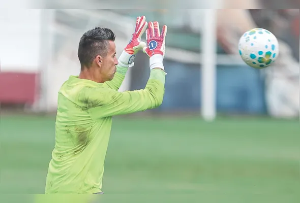 Imagem ilustrativa da imagem Ex-goleiros sugerem Fábio, do Fluminense, na Copa do Mundo