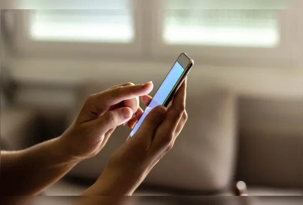 Imagem ilustrativa da imagem Falta de chips deixa celulares mais caros e especialistas preveem queda nas vendas