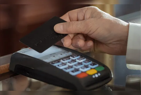 Uso de cartão: dívidas na modalidade de pagamento estão entre as que podem ser negociadas nos feirões