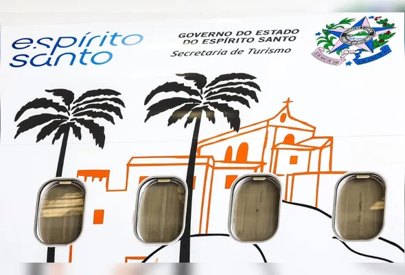 Aeronave da Gol com pintura do Convento da Penha