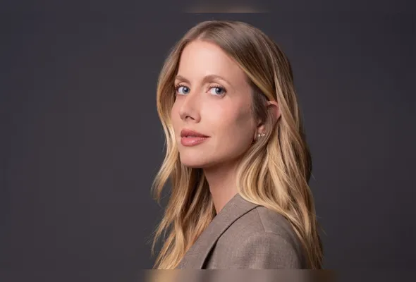 Gabriela Prioli vai ministrar palestra com o tema “Cuidando de quem cuida: acolhimento, propósito e protagonismo feminino”