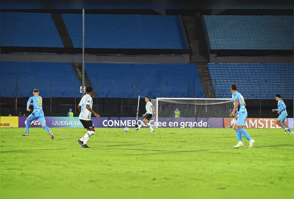 Com o resultado, o Grêmio estreia em último lugar no grupo F