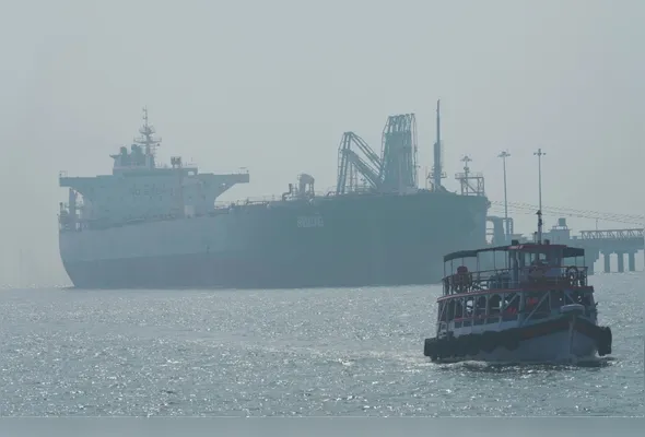 Imagem ilustrativa da imagem Irã pode ter colocado minas marítimas no Estreito de Ormuz