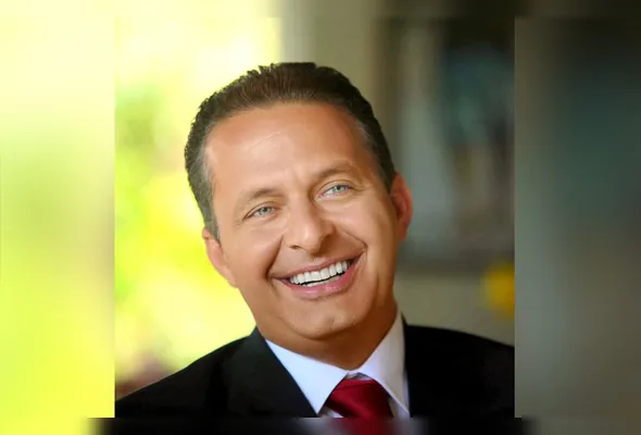 Eduardo Campos governou Pernambuco, tendo em seu palanque tanto nomes progressistas como da direita