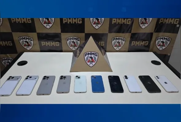 Celulares foram recuperados pela polícia
