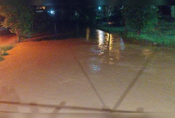 Cenário reacende preocupações pela histórico recente de enchentes no município