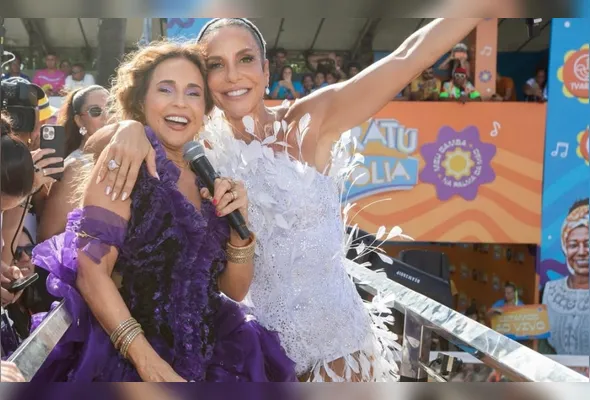Daniela Mercury e Ivete Sangalo cantaram juntas em cima do trio  apesar de disputa por ordem de desfile