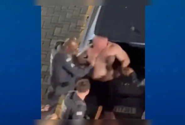 Homem estava sem camisa e foi detido por policiais militares
