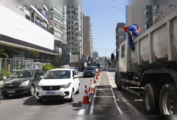 Obras de retirada do canteiro central da Rodovia do Sol: expectativa é que ela seja concluída entre 60 e 90 dias