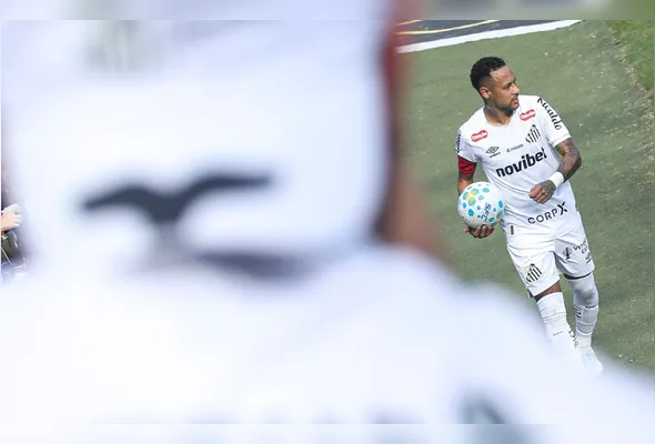 Neymar durante partida contra o Corinthians