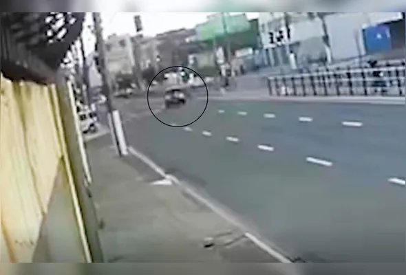 Imagem ilustrativa da imagem Vídeo mostra momento em que adolescente de 13 anos é atropelada em Vitória