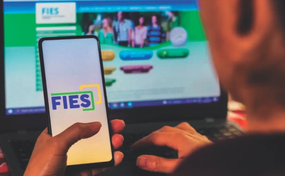 Fies: inscrições para financiar faculdade começam nesta terça