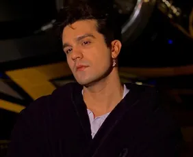 Imagem ilustrativa da imagem Fãs de Luan Santana relatam assalto com facas em acampamento no Rio