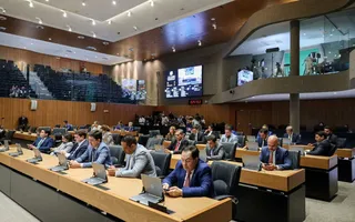 Imagem ilustrativa da imagem Alepe aprova Auxílio Pernambuco de R$ 2,5 mil para vítimas das chuvas