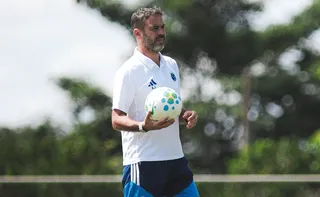 Imagem ilustrativa da imagem Cruzeiro respira e mira reação diante do Remo