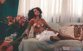 Imagem ilustrativa da imagem Luiza Dutra aposta em música sobre amor de verão em "Tropical"