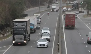 Imagem ilustrativa da imagem Mais de 330 mil veículos devem passar pela BR-101 no ES durante o feriadão