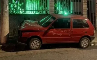 Imagem ilustrativa da imagem Motorista leva soco durante briga no trânsito, bate carro e morre em BH