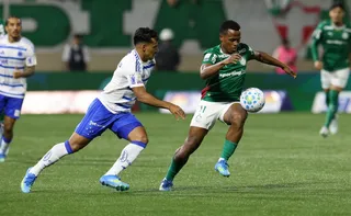 Imagem ilustrativa da imagem Palmeiras e Cruzeiro empatam, e Flamengo pode encostar na liderança