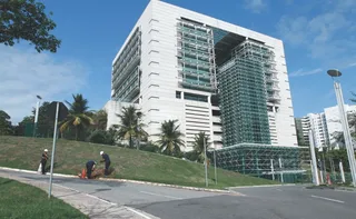 Imagem ilustrativa da imagem Petrobras abre vagas de estágio, com vagas no ES, e bolsas de R$ 1.825