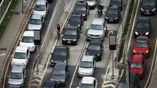 Imagem ilustrativa da imagem Recife lidera ranking das cidades mais congestionadas do Brasil em 2025