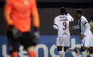 Imagem ilustrativa da imagem Vasco supera gol contra bizarro e vence Audax Italiano pela Sul-Americana