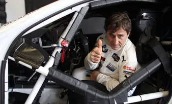 Imagem ilustrativa da imagem Morre Alex Zanardi, campeão paralímpico e ex-piloto de F1, aos 59 anos