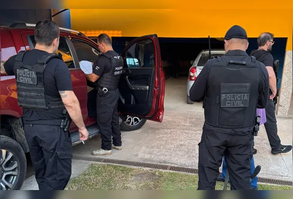 Seis veículos foram presos durante a operação