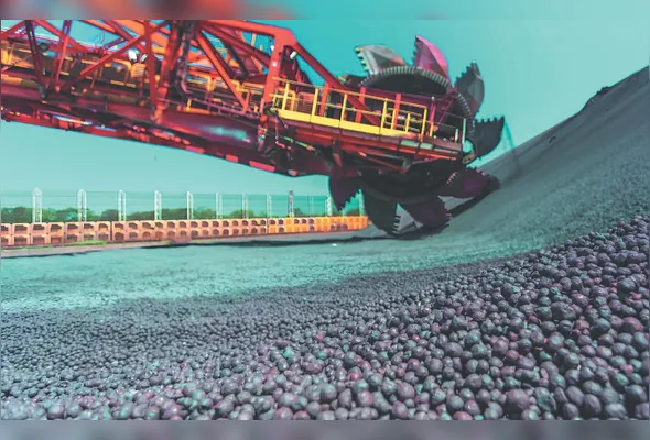 Pelotas de minério no Complexo de Ubu: Samarco planeja alcançar 100% da capacidade produtiva em 2028 em Anchieta, no Sul do Estado