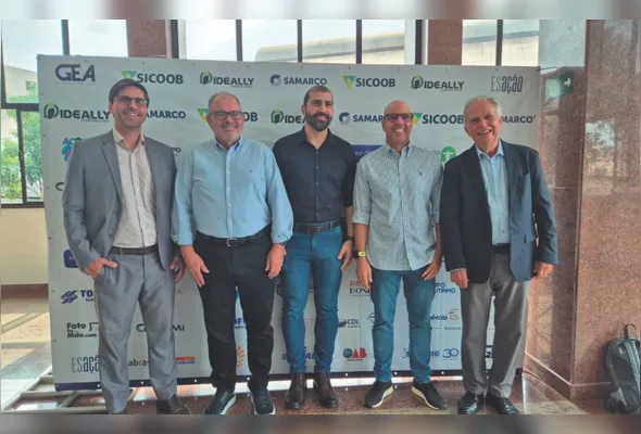 Bruno Buback, Celso Guerra, Marcelan Moro, Rogério Salume e Durval Vieira no evento em Guarapari