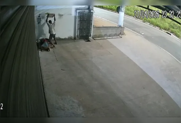 Momento em que a vítima é atacada