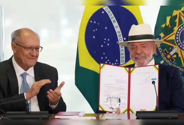 Presidente Luiz Inácio Lula da Silva assinou o decreto de promulgação do acordo comercial entre o Mercosul e a União Europeia