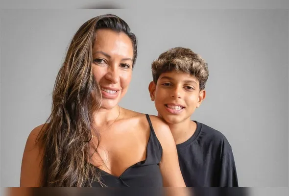 Neide Vinco e o filho Davi