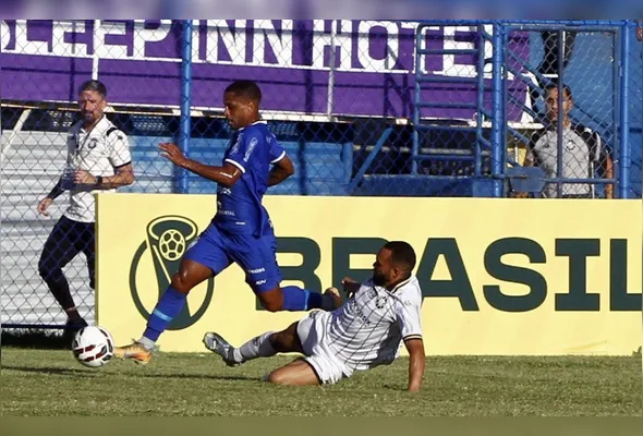 Vitória e Rio Branco estão no G-4 do Grupo A12, separados por apenas um ponto na tabela de classificação