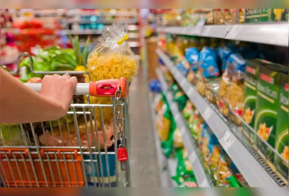 Imagem ilustrativa da imagem Supermercados querem pagar salário por hora sem a escala 6x1