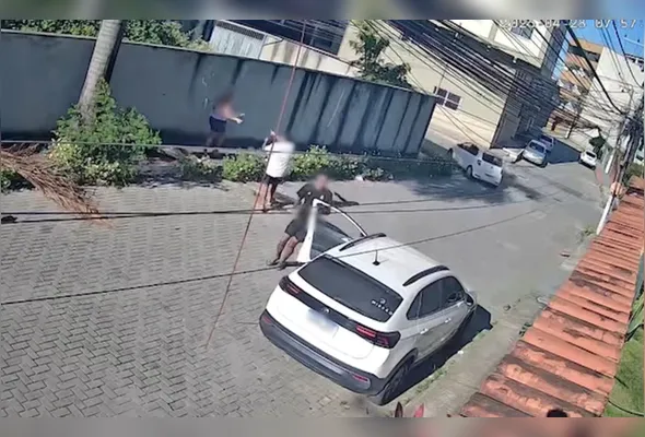 Vítima havia acabado de deixar a filha na escola quando foi rendida