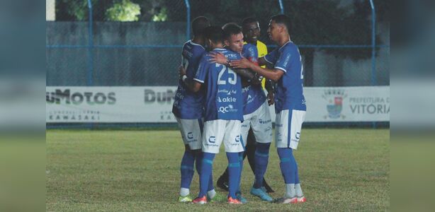 Vitória bate o Audax São Mateus e embala para decisão na Série D