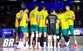 Imagem ilustrativa da imagem Brasil sofre com italianos e arbitragem polêmica e perde 2º jogo na Liga das Nações