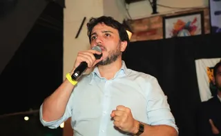 Imagem ilustrativa da imagem Candidato diz que vai extinguir favelas