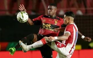 Imagem ilustrativa da imagem Clássico dos Clássicos na Série B pode valer a liderança e incendeia a Ilha