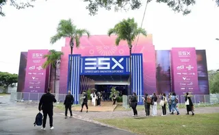 Imagem ilustrativa da imagem ESX 2026 traz Sérgio Sacani, Nina Silva e João Branco na Praça do Papa