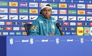 Imagem ilustrativa da imagem Endrick diz que aceita decisões de Ancelotti: 'Ele faz o melhor para o time'