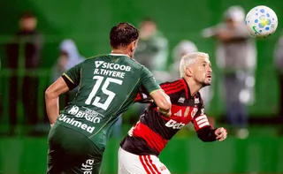 Imagem ilustrativa da imagem Flamengo derrapa pela 2ª vez após Copa do Mundo e terá 10 dias para 'recomeçar'