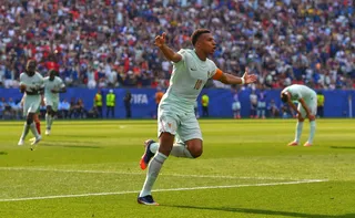 Imagem ilustrativa da imagem França vence Marrocos e vai à semifinal da Copa graças a Mbappé e Dembelé